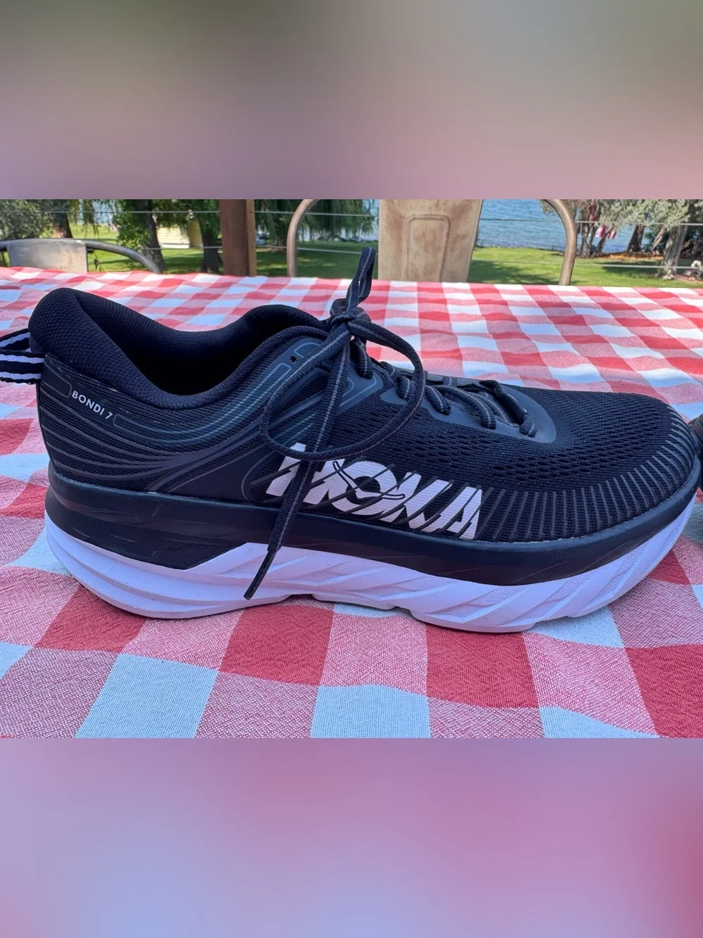 Hoka one bondi